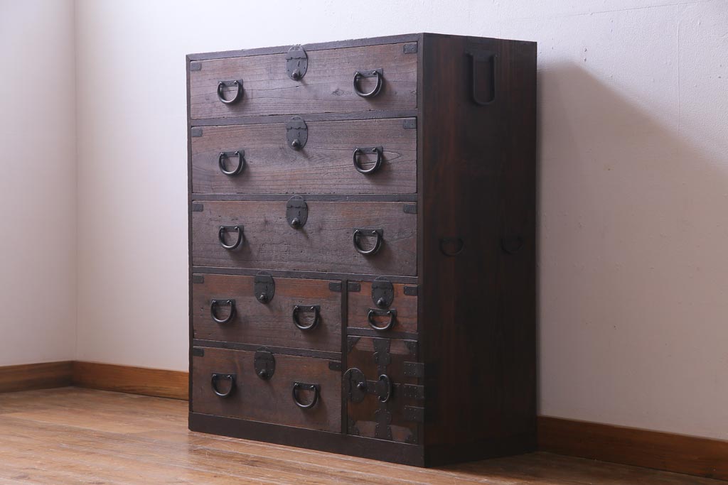 アンティーク家具　明治大正期　桑・桐材　渋い色味が趣溢れる衣装箪笥(チェスト、桐箪笥、桐たんす)