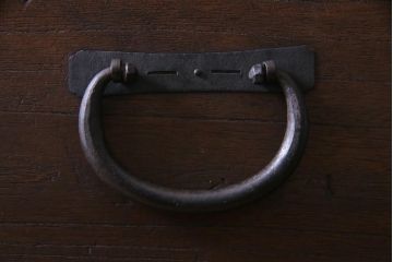 アンティーク家具　明治大正期　桑・桐材　渋い色味が趣溢れる衣装箪笥(チェスト、桐箪笥、桐たんす)