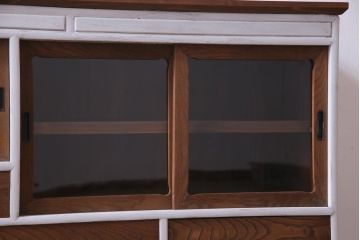 ペイント家具　当店オリジナルガラス入り　フレンチグレーがおしゃれなリメイクテレビボード(テレビ台、リビングボード、戸棚)