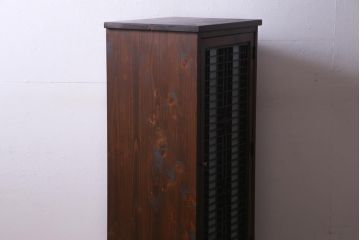 ラフジュ工房オリジナル　古建具リメイク　すりガラス入り　和モダンな雰囲気が趣きあふれる縦型収納棚(下駄箱、戸棚、キャビネット)