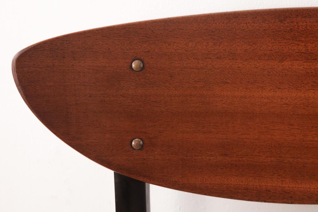 ヴィンテージ家具　北欧ビンテージ　あたたかく洗練された雰囲気のダイニングチェア(椅子)(1)