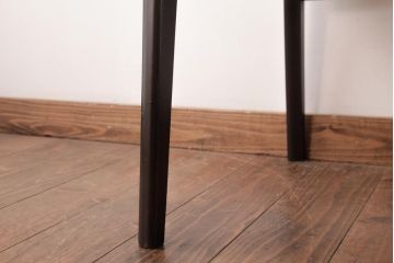 ヴィンテージ家具　北欧ビンテージ　あたたかく洗練された雰囲気のダイニングチェア(椅子)(1)