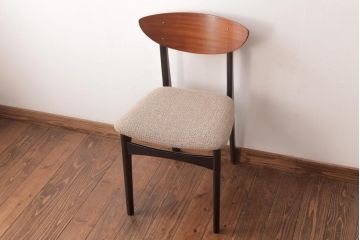 ヴィンテージ家具　北欧ビンテージ　あたたかく洗練された雰囲気のダイニングチェア(椅子)(3)