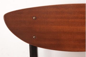 ヴィンテージ家具　北欧ビンテージ　あたたかく洗練された雰囲気のダイニングチェア(椅子)(3)