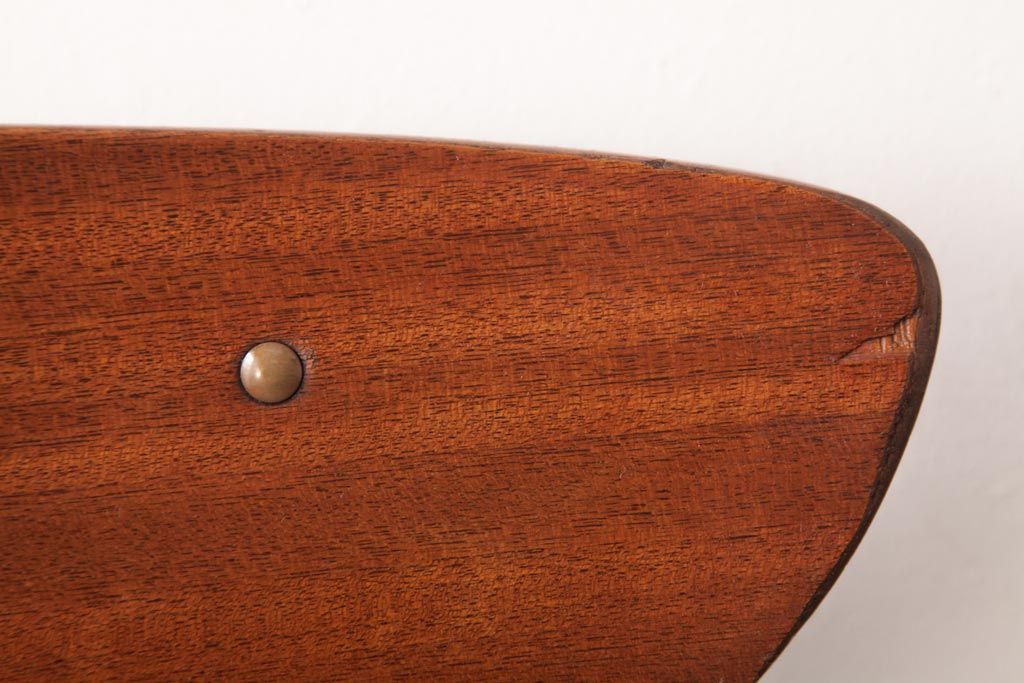 ヴィンテージ家具　北欧ビンテージ　あたたかく洗練された雰囲気のダイニングチェア(椅子)(3)