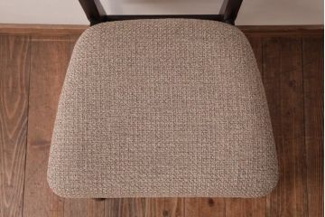 ヴィンテージ家具　北欧ビンテージ　あたたかく洗練された雰囲気のダイニングチェア(椅子)(3)