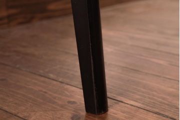 ヴィンテージ家具　北欧ビンテージ　あたたかく洗練された雰囲気のダイニングチェア(椅子)