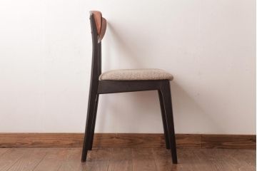 ヴィンテージ家具　北欧ビンテージ　ミッドセンチュリーなデザインのダイニングチェア(椅子)(1)