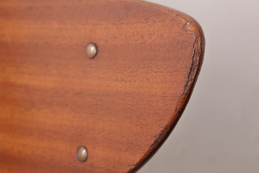 ヴィンテージ家具　北欧ビンテージ　ミッドセンチュリーなデザインのダイニングチェア(椅子)(1)