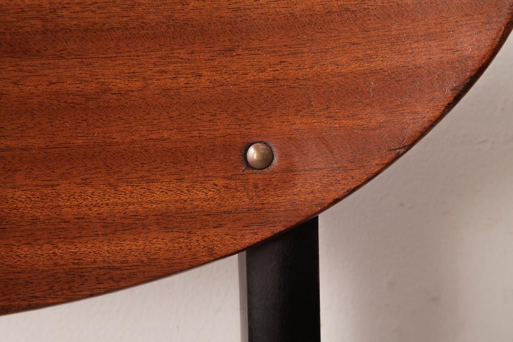 ヴィンテージ家具　北欧ビンテージ　ミッドセンチュリーなデザインのダイニングチェア(椅子)(1)