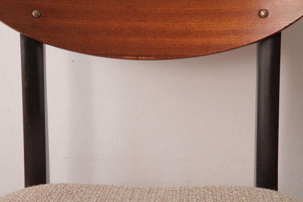 ヴィンテージ家具　北欧ビンテージ　ミッドセンチュリーなデザインのダイニングチェア(椅子)(1)