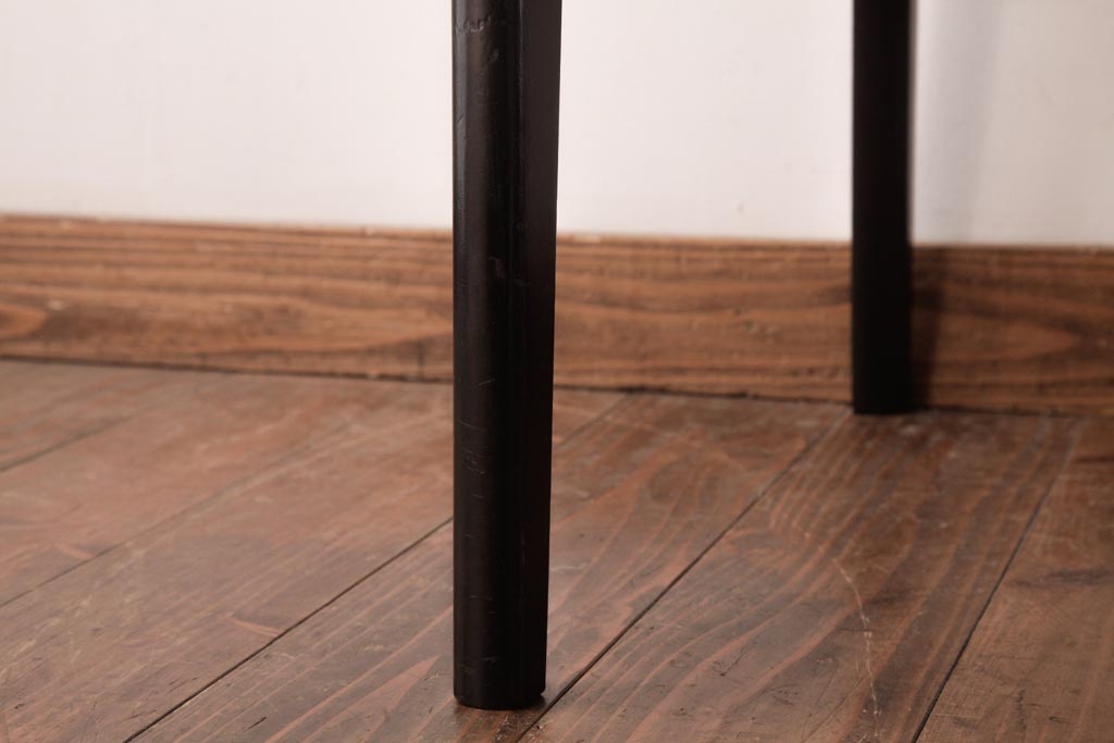 ヴィンテージ家具　北欧ビンテージ　ミッドセンチュリーなデザインのダイニングチェア(椅子)(1)