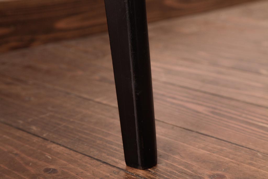 ヴィンテージ家具　北欧ビンテージ　ミッドセンチュリーなデザインのダイニングチェア(椅子)(1)