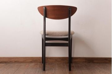 ヴィンテージ家具　北欧ビンテージ　ミッドセンチュリーなデザインのダイニングチェア(椅子)(1)
