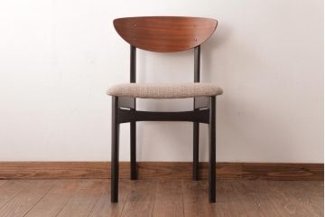 ヴィンテージ家具　北欧ビンテージ　ミッドセンチュリーなデザインのダイニングチェア(椅子)(2)