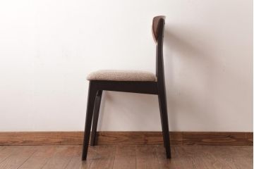 ヴィンテージ家具　北欧ビンテージ　ミッドセンチュリーなデザインのダイニングチェア(椅子)(2)