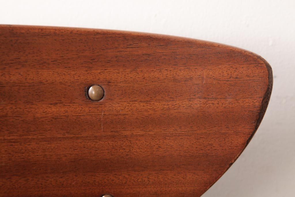 ヴィンテージ家具　北欧ビンテージ　ミッドセンチュリーなデザインのダイニングチェア(椅子)(2)