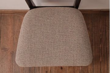 ヴィンテージ家具　北欧ビンテージ　ミッドセンチュリーなデザインのダイニングチェア(椅子)(2)