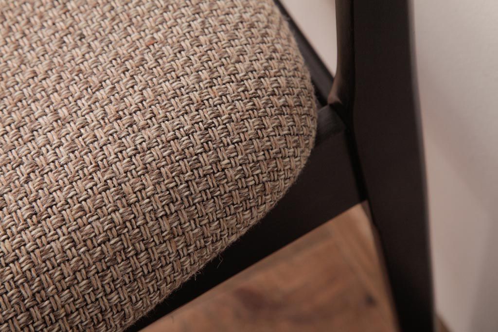 ヴィンテージ家具　北欧ビンテージ　ミッドセンチュリーなデザインのダイニングチェア(椅子)(2)