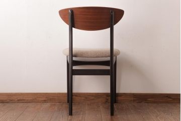 ヴィンテージ家具　北欧ビンテージ　ミッドセンチュリーなデザインのダイニングチェア(椅子)(2)