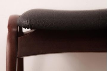 ヴィンテージ家具　ビンテージ　秋田木工　本革座面　シックでお洒落な雰囲気漂うスタッキングスツール(スツール、椅子)