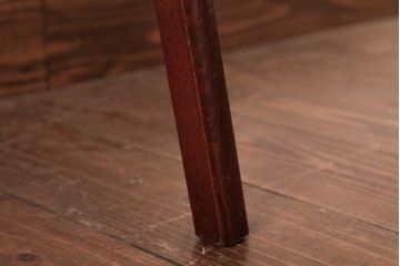 ヴィンテージ家具　ビンテージ　秋田木工　本革座面　シックでお洒落な雰囲気漂うスタッキングスツール(スツール、椅子)