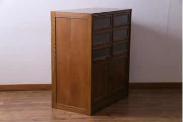 アンティーク家具　イギリスアンティーク　戸棚付き　凛とした佇まいのオーク材製シャツケース(ドロワー、キャビネット、店舗什器)(R-035508)