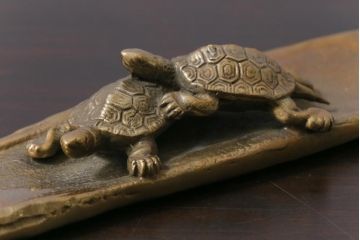 アンティーク雑貨　伝統工芸　高岡銅器　瑞峰堂　須賀月真　共箱付き　双亀文鎮(夫婦亀、ペーパーウエイト)