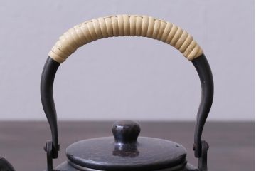 中古　清穂堂　紫金色が美しい鎚起銅器の急須(茶器)