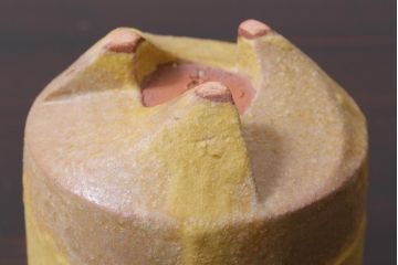 アンティーク雑貨　中古　林恭助作　共箱付き　黄瀬戸の香炉