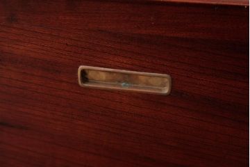 アンティーク雑貨　和製アンティーク　ケヤキ材　シンプルながらも気品を感じる漆塗りの角火鉢(手あぶり、箱火鉢)(1)
