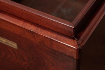 アンティーク雑貨　和製アンティーク　ケヤキ材　シンプルながらも気品を感じる漆塗りの角火鉢(手あぶり、箱火鉢)(1)