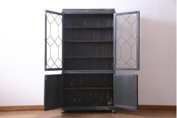 イギリスアンティーク　ペイント家具　ステンドグラス　シャビーな雰囲気がお洒落なブックケース(本箱、収納棚)