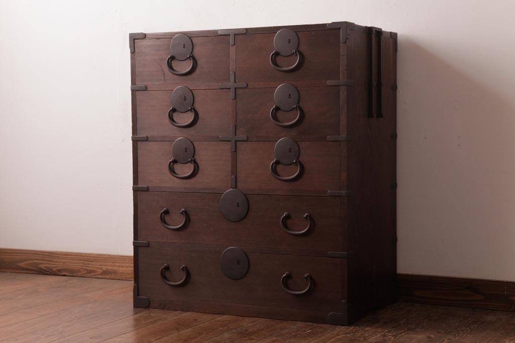 アンティーク家具　明治大正期　ヒノキ材・桐材　しっとりとした木肌が上品な雰囲気漂う時代箪笥(引き出し、チェスト、桐箪笥、桐たんす)