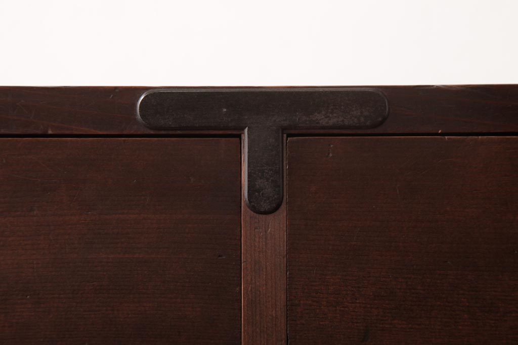 アンティーク家具　明治大正期　ヒノキ材・桐材　しっとりとした木肌が上品な雰囲気漂う時代箪笥(引き出し、チェスト、桐箪笥、桐たんす)