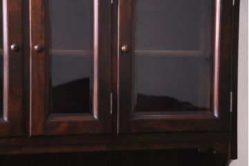 中古　松本民芸家具　クラシカルな雰囲気漂うC型食器棚(飾り棚、収納棚、キャビネット)(定価約77万円)