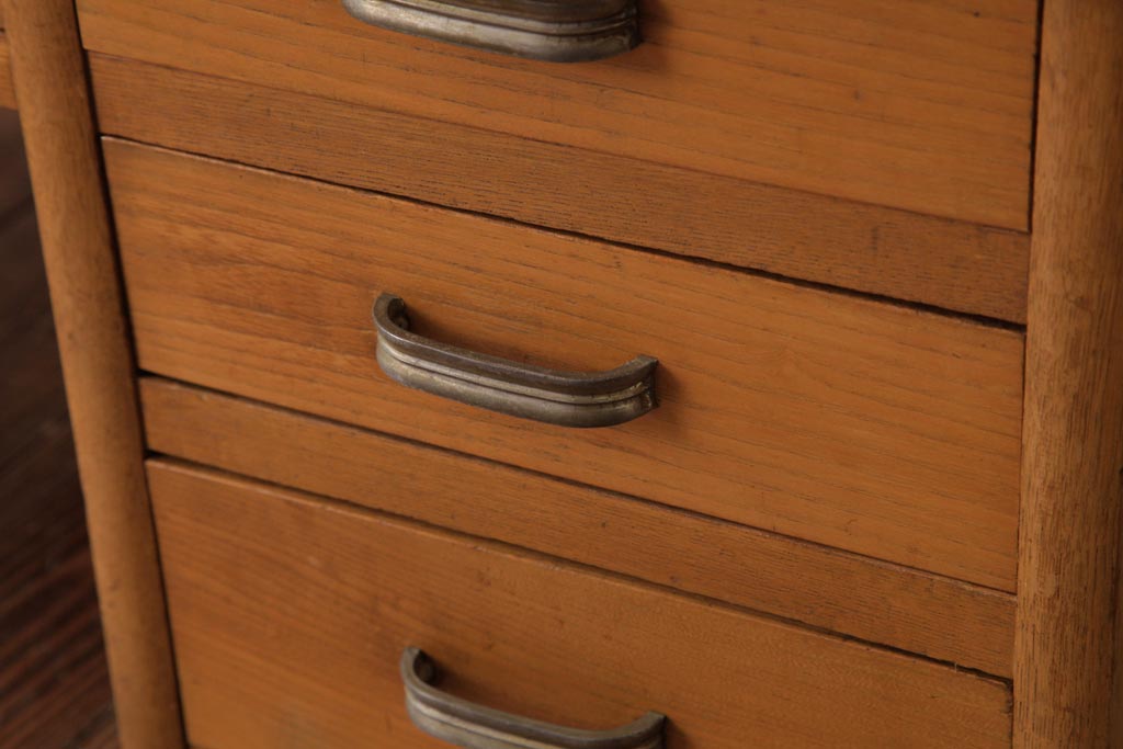 レトロ家具　昭和レトロ　木の温もり溢れる栓材製の片袖机(文机、ローテーブル)