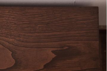 アンティーク家具　和製アンティーク　タモ・栗材　木目がアクセントになっている片袖机(文机、ローテーブル)