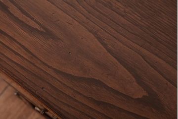 アンティーク家具　和製アンティーク　タモ・栗材　木目がアクセントになっている片袖机(文机、ローテーブル)