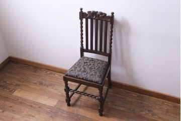 アンティーク家具　イギリスアンティーク　ジャコビアン様式　彫刻が目を引くダイニングチェア(ハイバックチェア、椅子)(1)