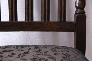 アンティーク家具　イギリスアンティーク　ジャコビアン様式　彫刻が目を引くダイニングチェア(ハイバックチェア、椅子)(1)