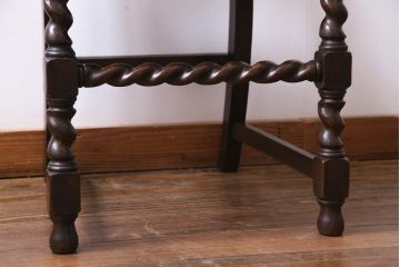 アンティーク家具　イギリスアンティーク　ジャコビアン様式　彫刻が目を引くダイニングチェア(ハイバックチェア、椅子)(1)