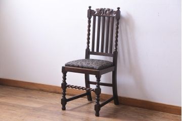 アンティーク家具　イギリスアンティーク　ジャコビアン様式　彫刻が目を引くダイニングチェア(ハイバックチェア、椅子)(2)