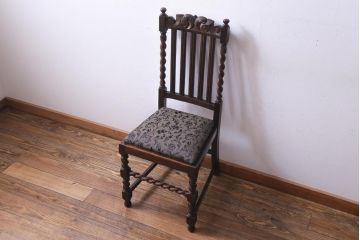アンティーク家具　イギリスアンティーク　ジャコビアン様式　彫刻が目を引くダイニングチェア(ハイバックチェア、椅子)(2)