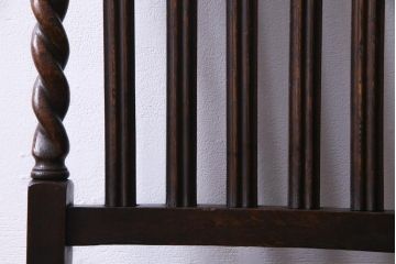 アンティーク家具　イギリスアンティーク　ジャコビアン様式　彫刻が目を引くダイニングチェア(ハイバックチェア、椅子)(2)