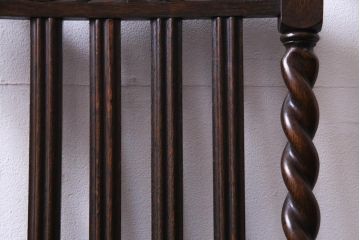 アンティーク家具　イギリスアンティーク　ジャコビアン様式　彫刻が目を引くダイニングチェア(ハイバックチェア、椅子)(3)