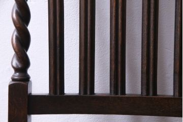 アンティーク家具　イギリスアンティーク　ジャコビアン様式　彫刻が目を引くダイニングチェア(ハイバックチェア、椅子)(3)