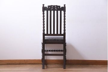 アンティーク家具　イギリスアンティーク　ジャコビアン様式　彫刻が目を引くダイニングチェア(ハイバックチェア、椅子)