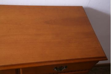 中古　横浜クラシック家具　ダニエル(daniel)　A-103　褐色が美しい整理タンス(チェスト、引き出し)