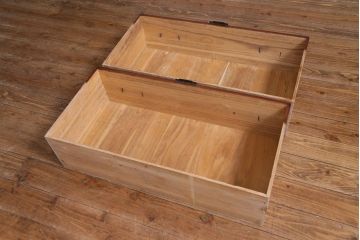 アンティーク家具　箪笥リメイク　漆塗り　年季の入った渋さが魅力の鉄脚リビングボード(チェスト、衣装箪笥)